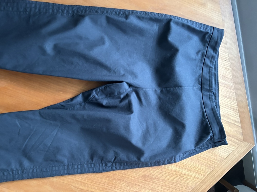 Kit and Ace Womens Technical Commuter Straight Leg Pants Black Size 6 - Picture 7 of 7